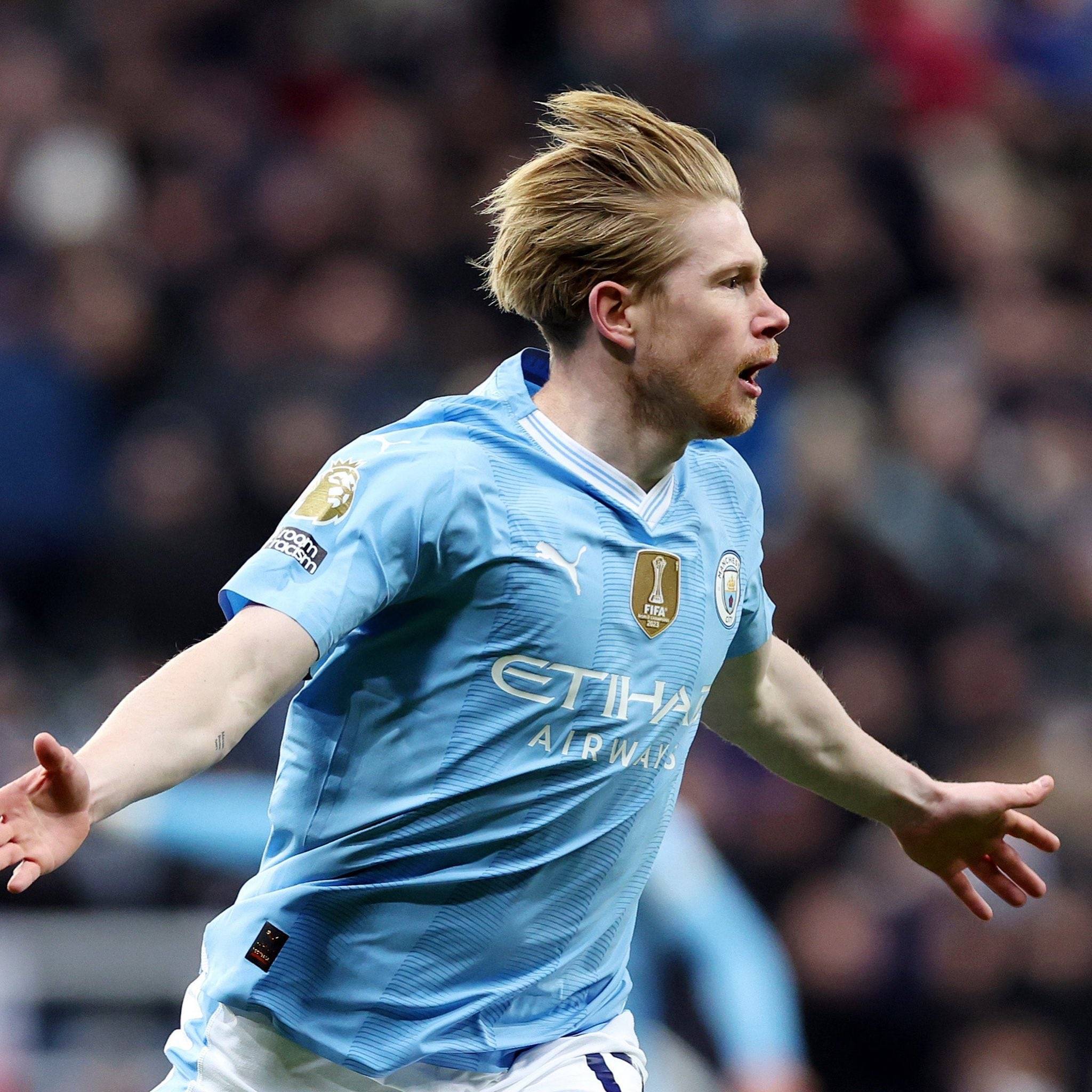 诺兰·莱恩在 1976 年曾在比赛中投出 102 英里的未确认球速，成为当时的热门话题